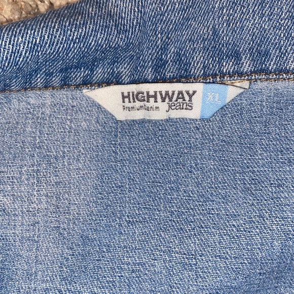 Distressed Light/Medium Wash Jean Jacket - Picture 3 of 3